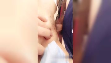 轻熟女直闯男厕随机约炮 “你的逼逼怎么那么水~”
