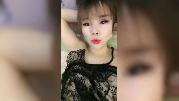 二零二三七月十八号_一碰就喷水小姐姐_1