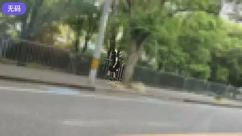 FC2-2959512 府立普通科③长い黒髪の女の子。卒业后田舎を出る为、知らないおじさんに身体を売る。-cd2