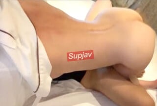 FC2PPV 3267081【夫妻・中出し】寝起きにもかかわらず骑乗位で激しく腰を振る本妻にたっぷり中出し