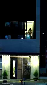 小偷强上我老婆.x264.aac
