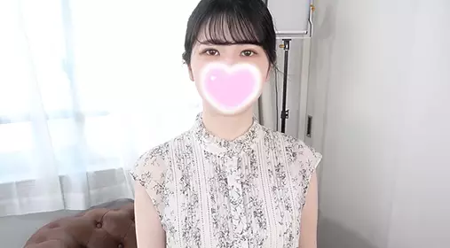 FC2PPV-4247151 【纯白のダイナマイトボディ】お颜からは想像できない発达し过ぎたお胸。